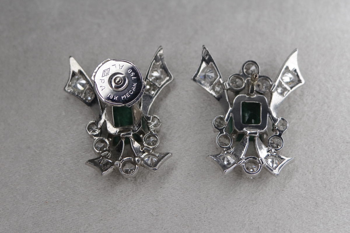 Boucles d'oreilles émeraude pans coupés et diamants en or blanc – Image 4